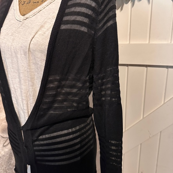 White House Black Market cardigan. Sz L - Picture 3 of 4